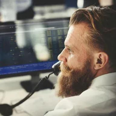 Klantvriendelijk telefoneren in het Engels | train2work